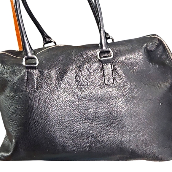 Michael Kors  Black Leather Weekender Shoulder/Crossbody/Duffle Bag 29x13x6 - Picture 2 of 11